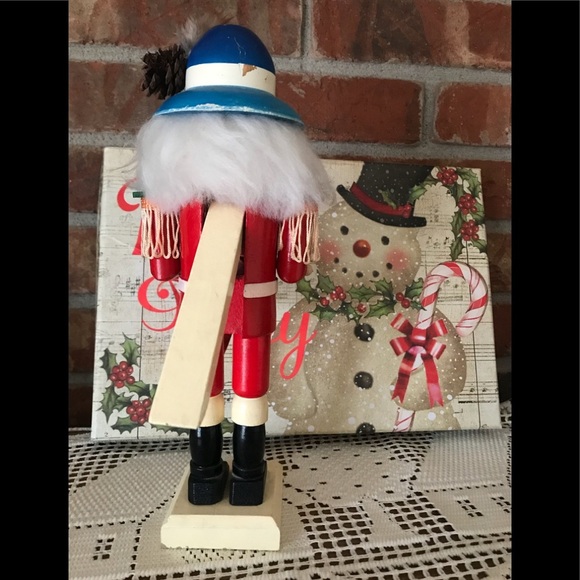 ❤️ Rare Vintage  10” Old Fashioned Wooden Nut Cracker ‼️FINAL SALE - Picture 3 of 10